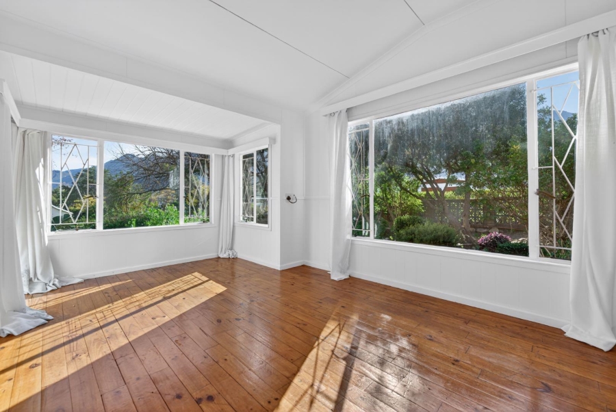 3 Bedroom Property for Sale in Franschhoek Western Cape